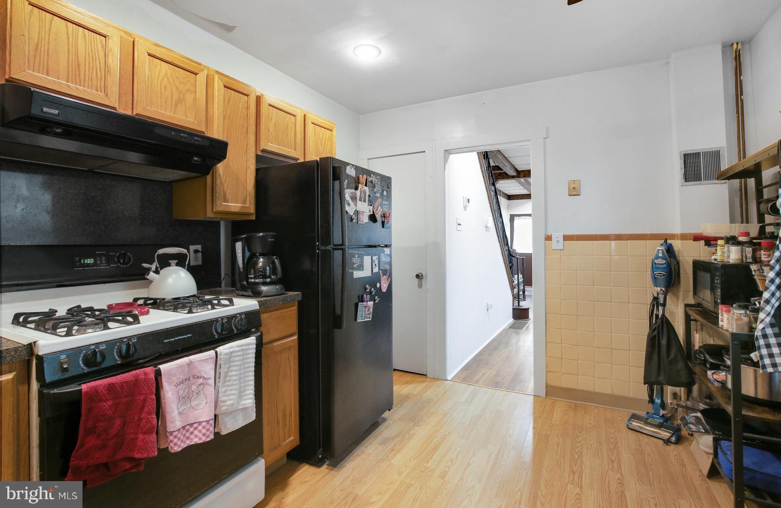 PORT RICHMOND - Residential Lease