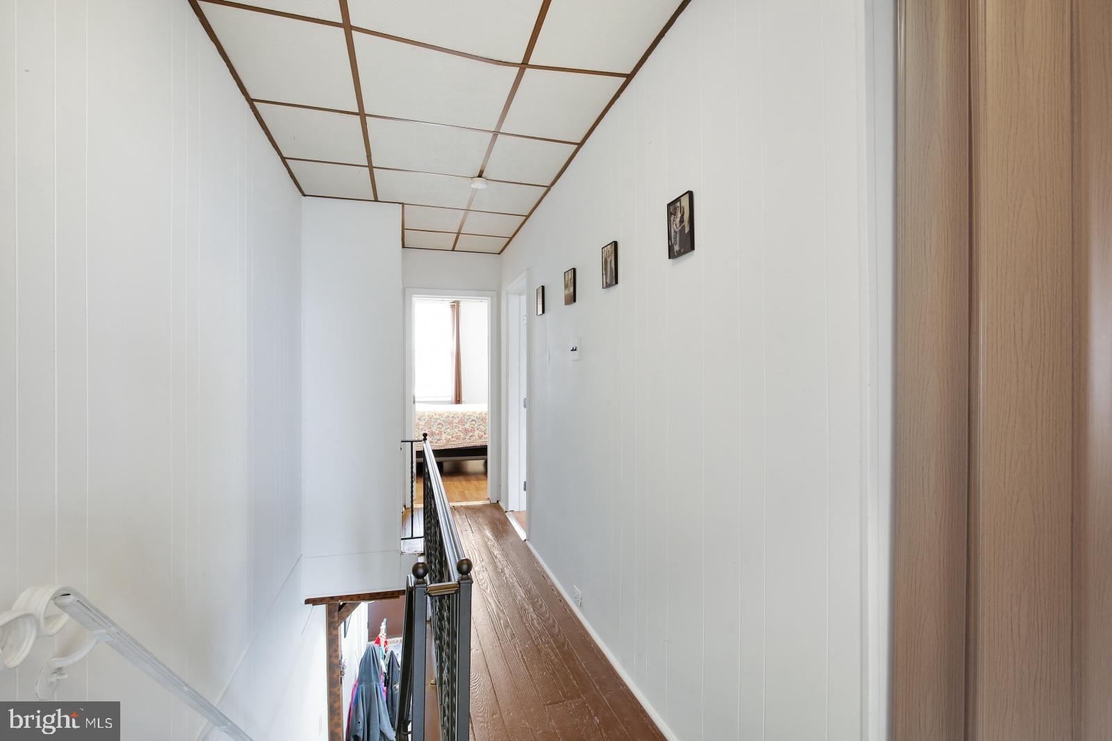 PORT RICHMOND - Residential Lease