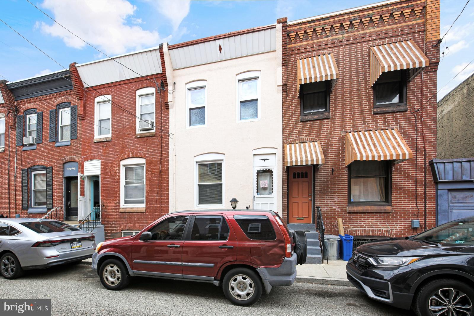 PORT RICHMOND - Residential Lease