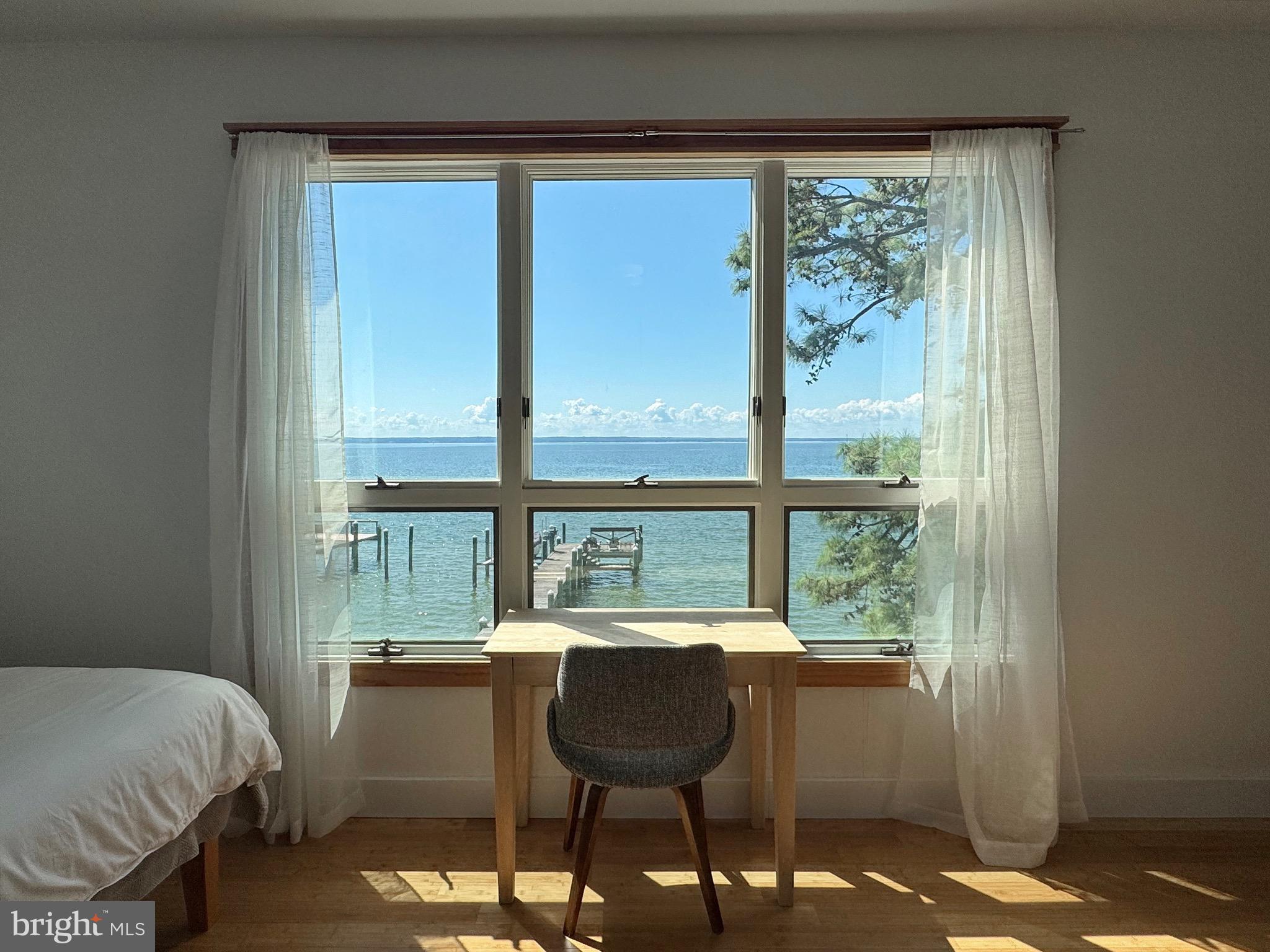 COBB ISLAND - Residential