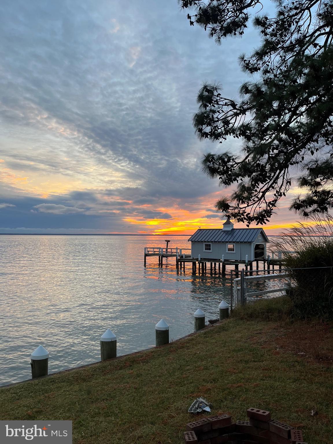 15445 POTOMAC RIVER DRIVE