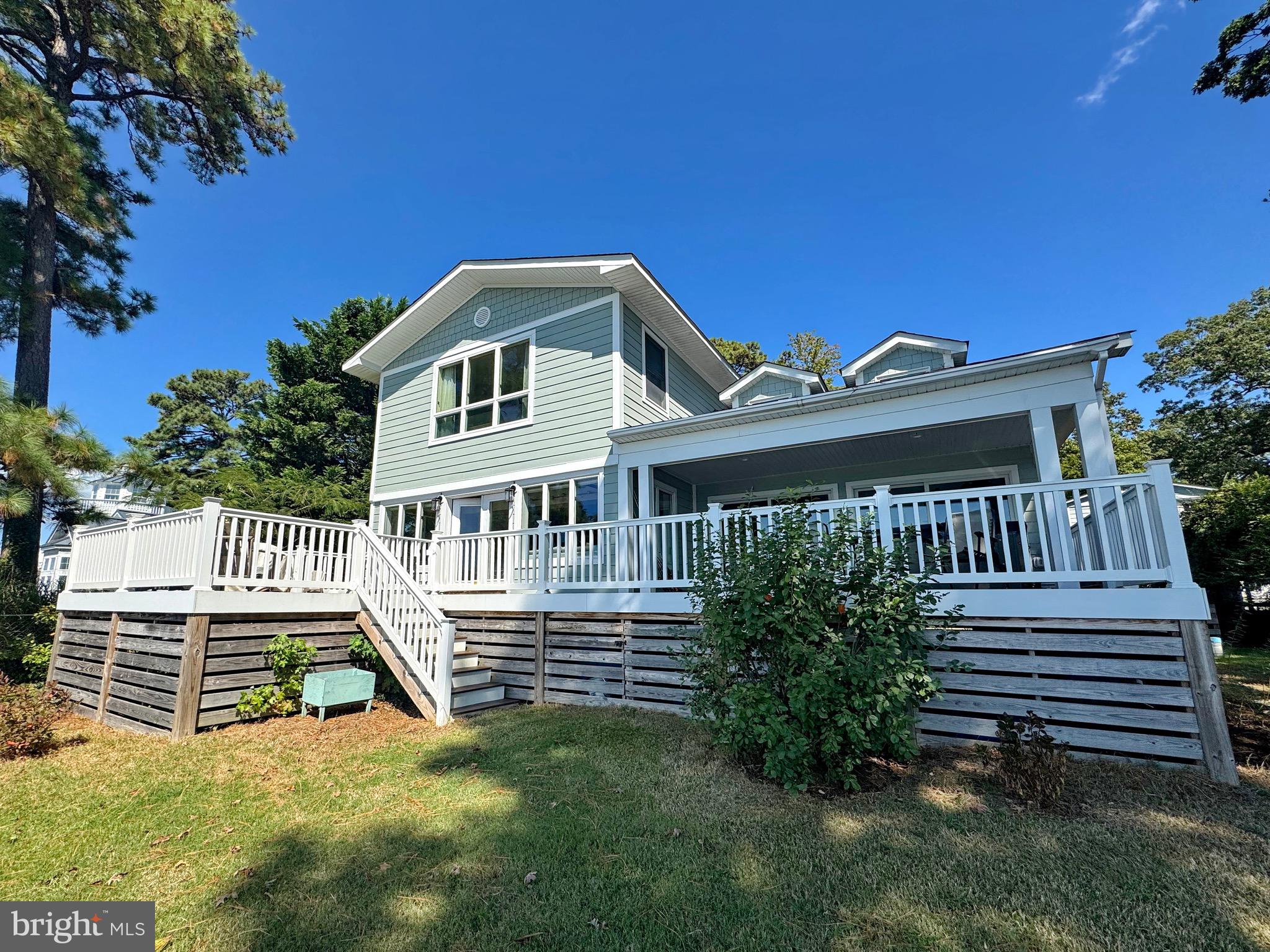 COBB ISLAND - Residential