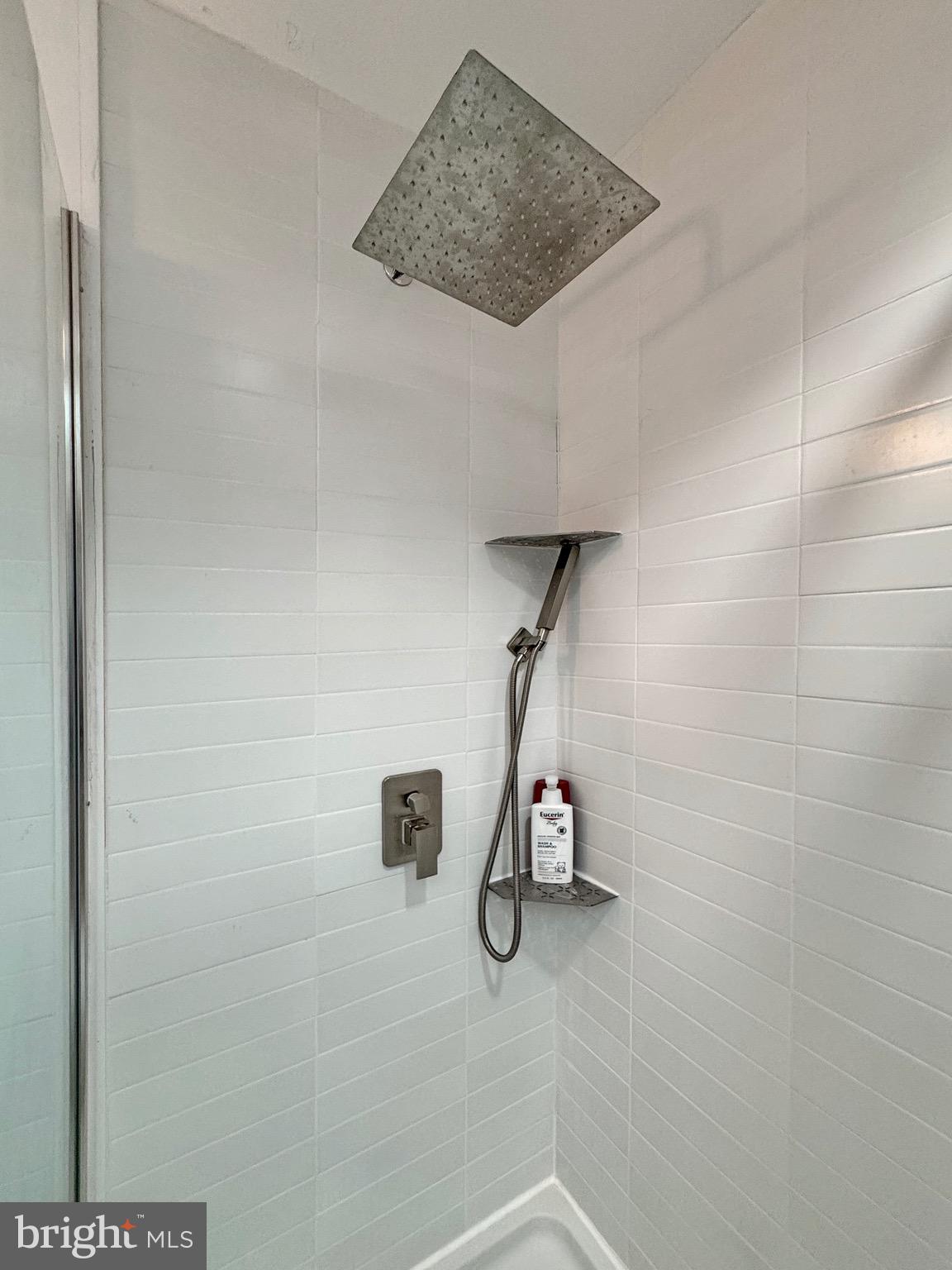 COBB ISLAND - Residential