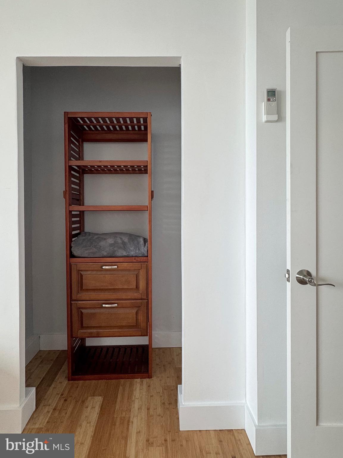 COBB ISLAND - Residential