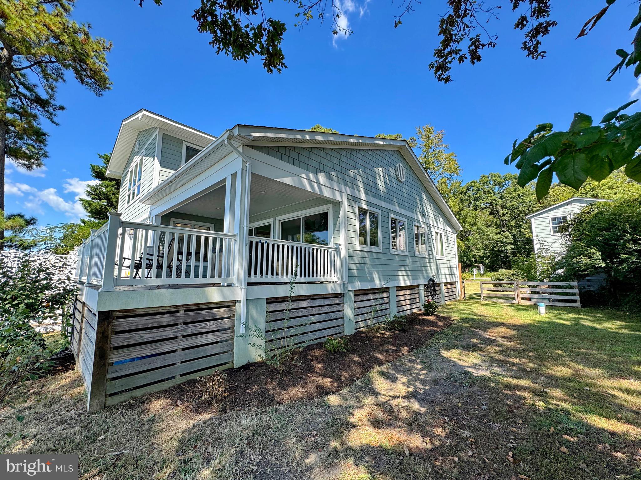 COBB ISLAND - Residential