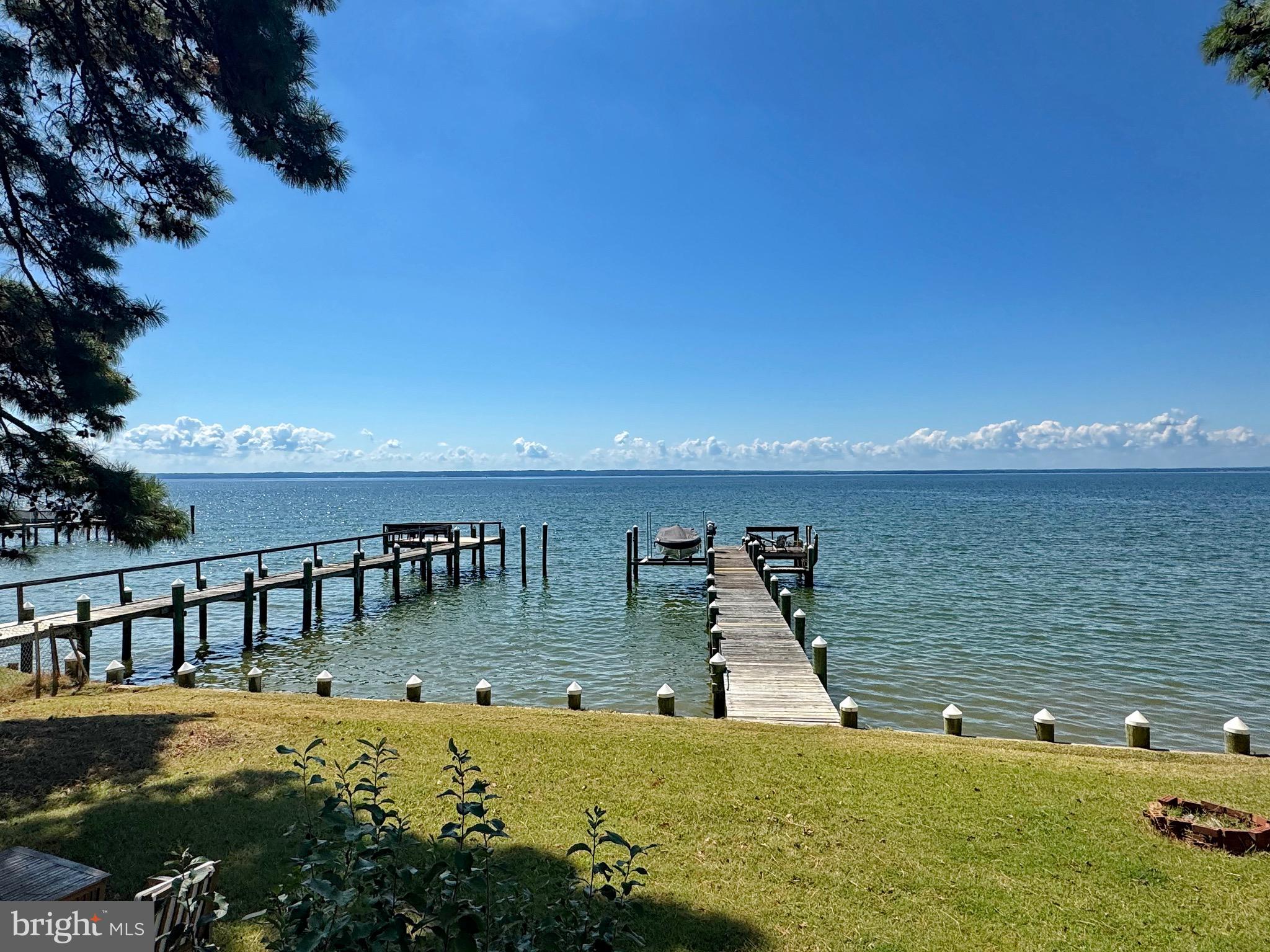 COBB ISLAND - Residential