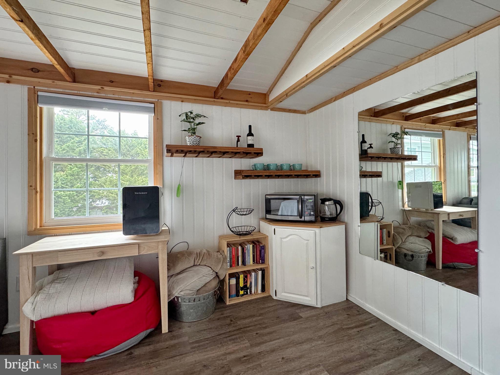 COBB ISLAND - Residential