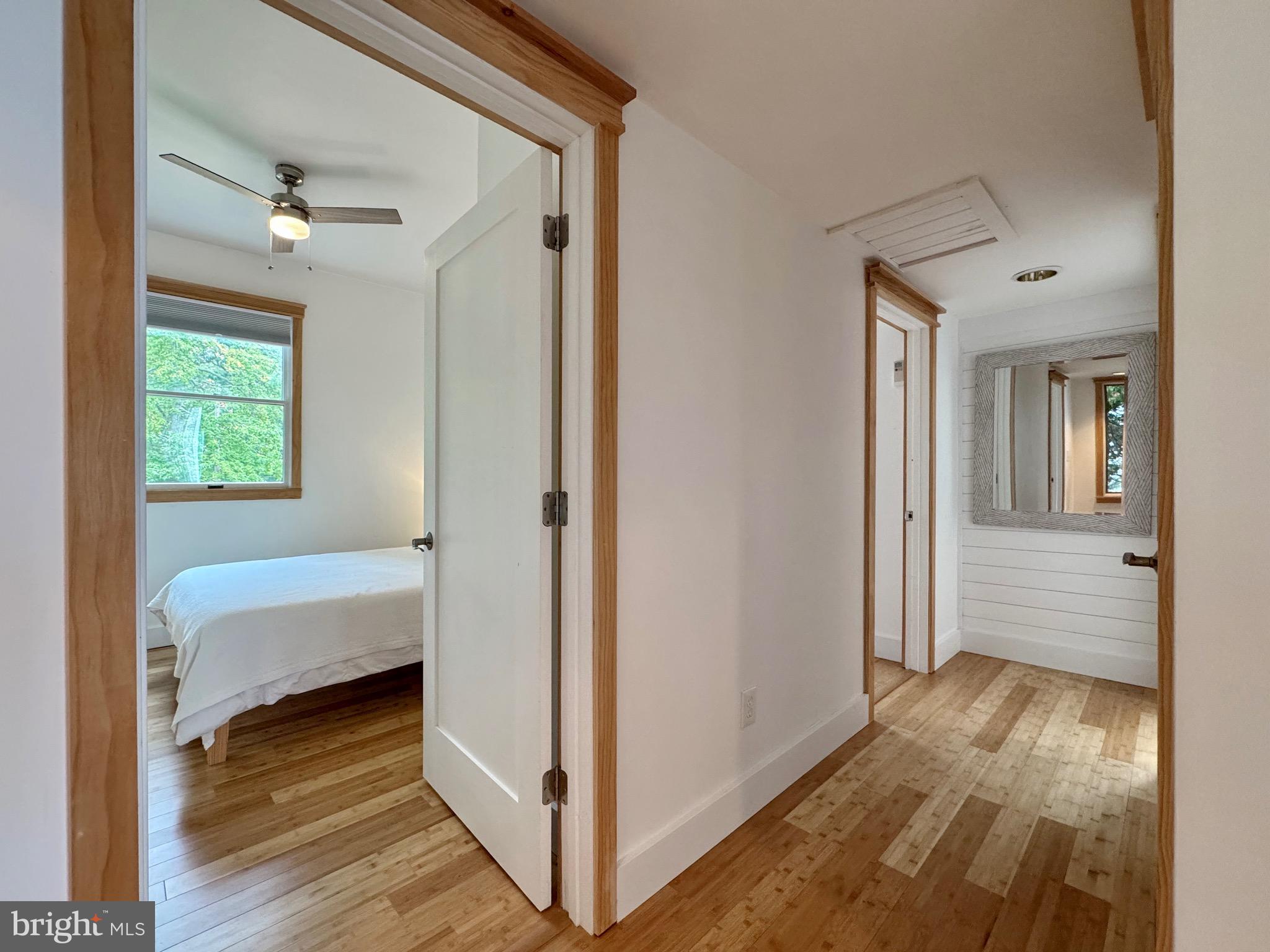 COBB ISLAND - Residential