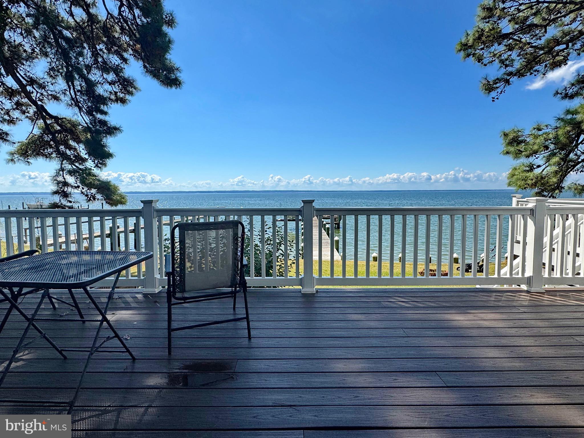 COBB ISLAND - Residential