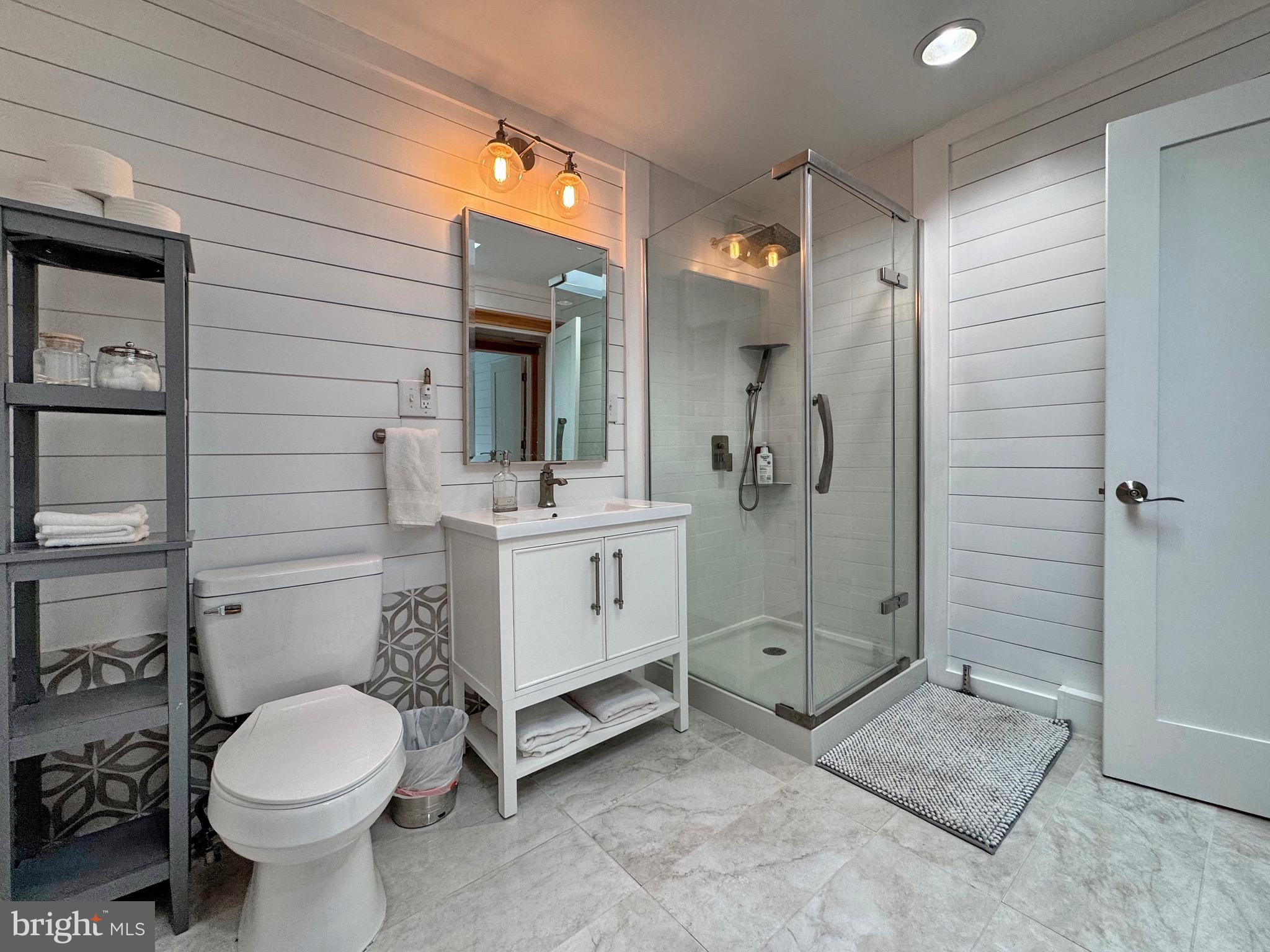 COBB ISLAND - Residential