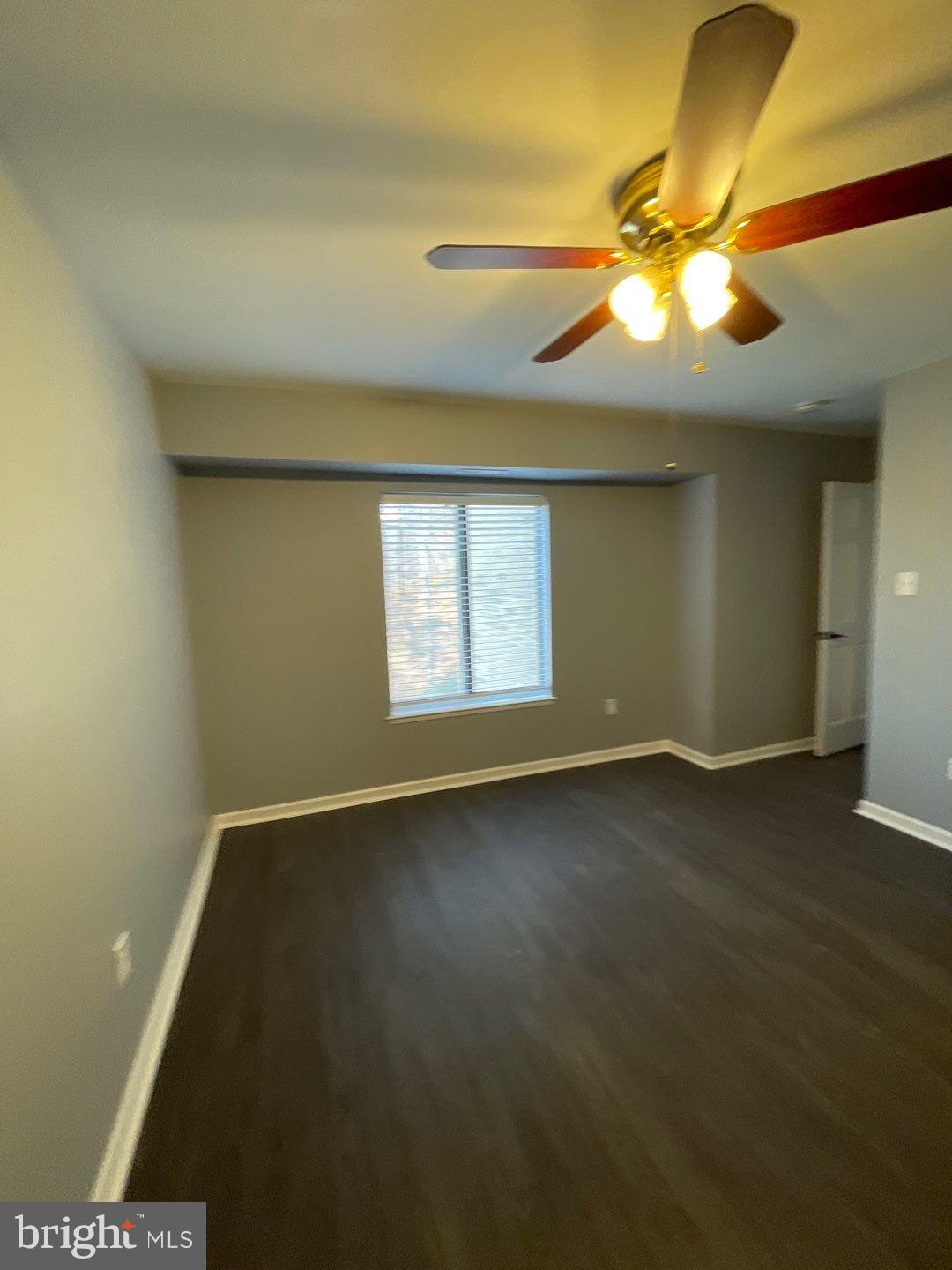 LONG REACH KNOLLS - Residential Lease