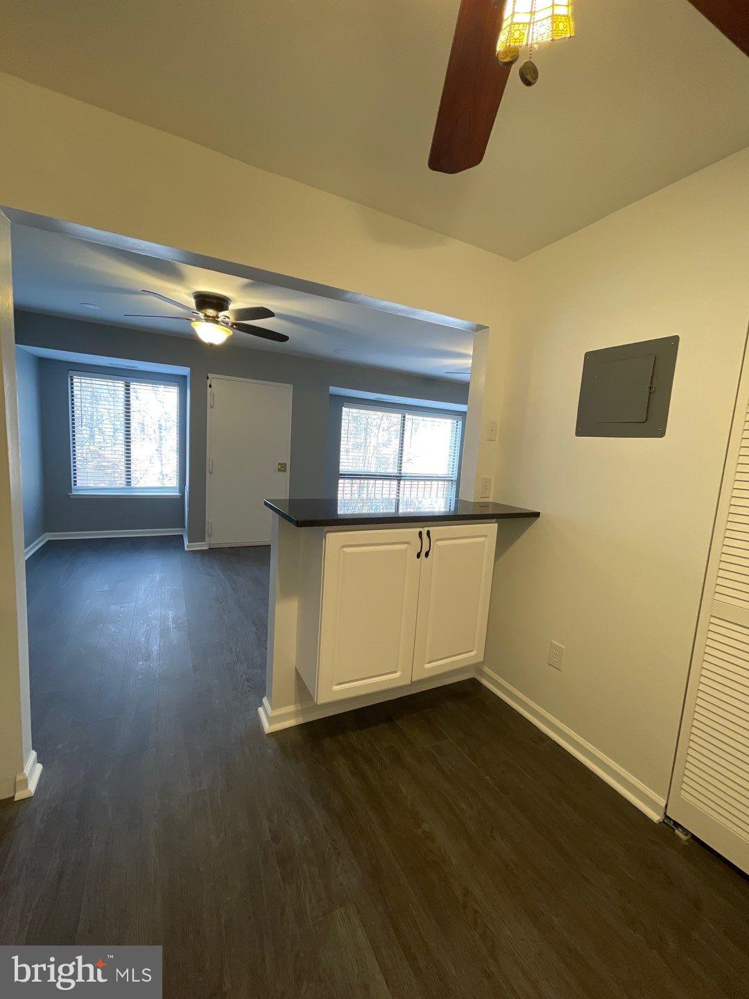 LONG REACH KNOLLS - Residential Lease