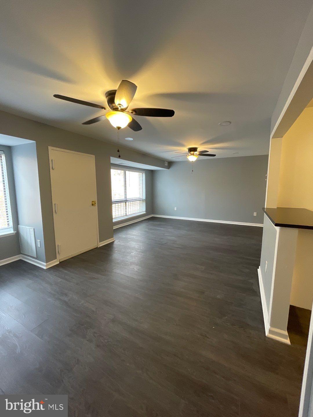 LONG REACH KNOLLS - Residential Lease