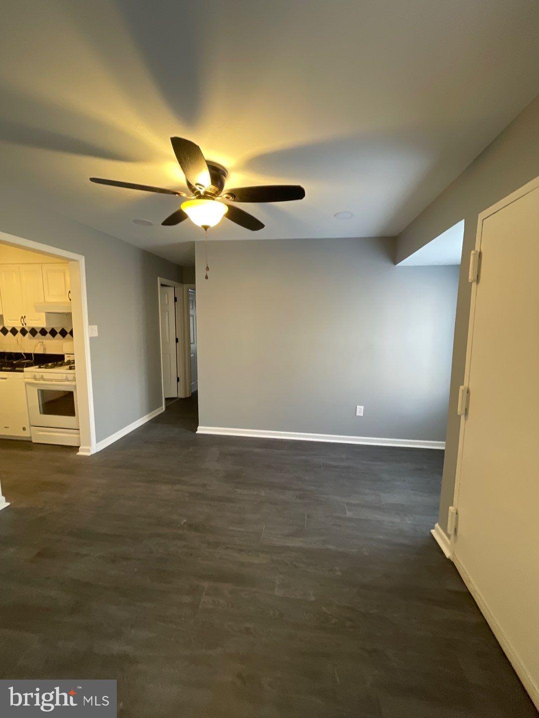 LONG REACH KNOLLS - Residential Lease