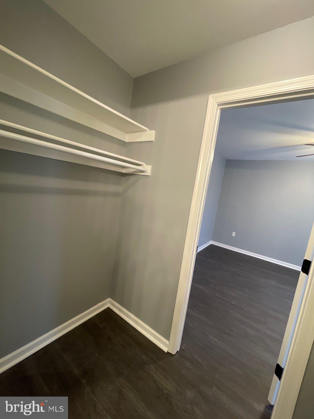 LONG REACH KNOLLS - Residential Lease