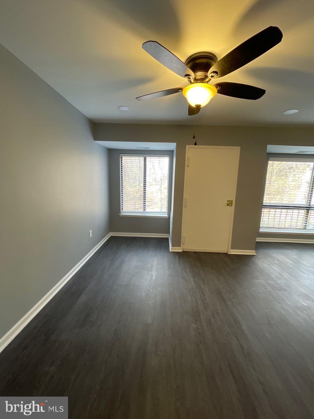 LONG REACH KNOLLS - Residential Lease