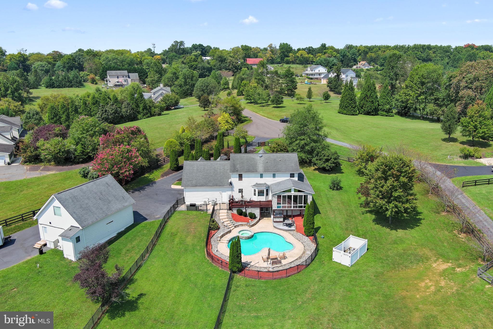 RIXEYVILLE LAKES - Residential