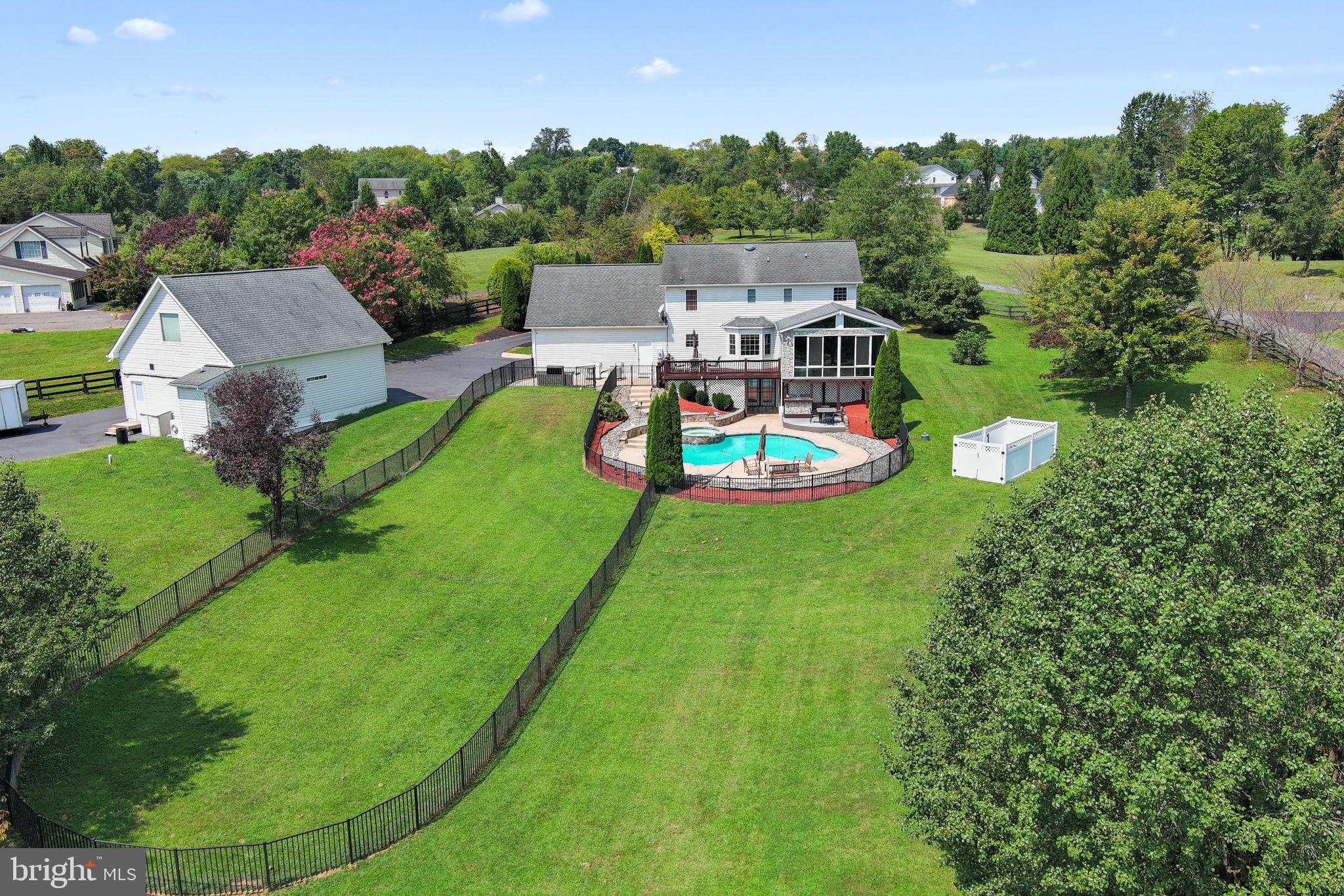 RIXEYVILLE LAKES - Residential