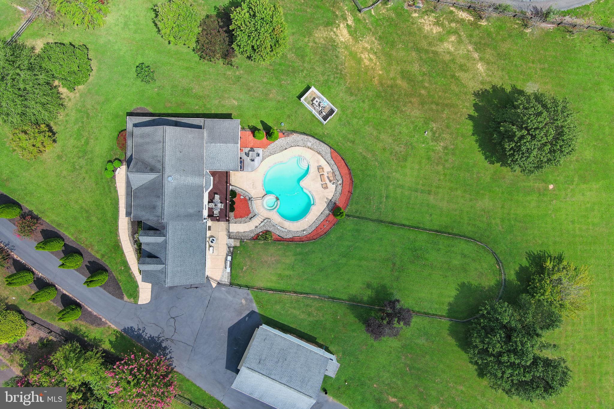 RIXEYVILLE LAKES - Residential