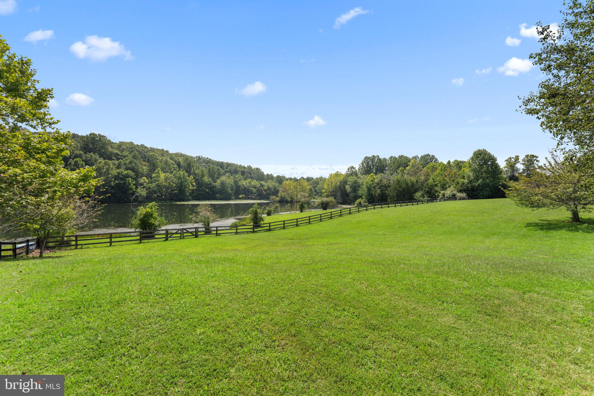 RIXEYVILLE LAKES - Residential