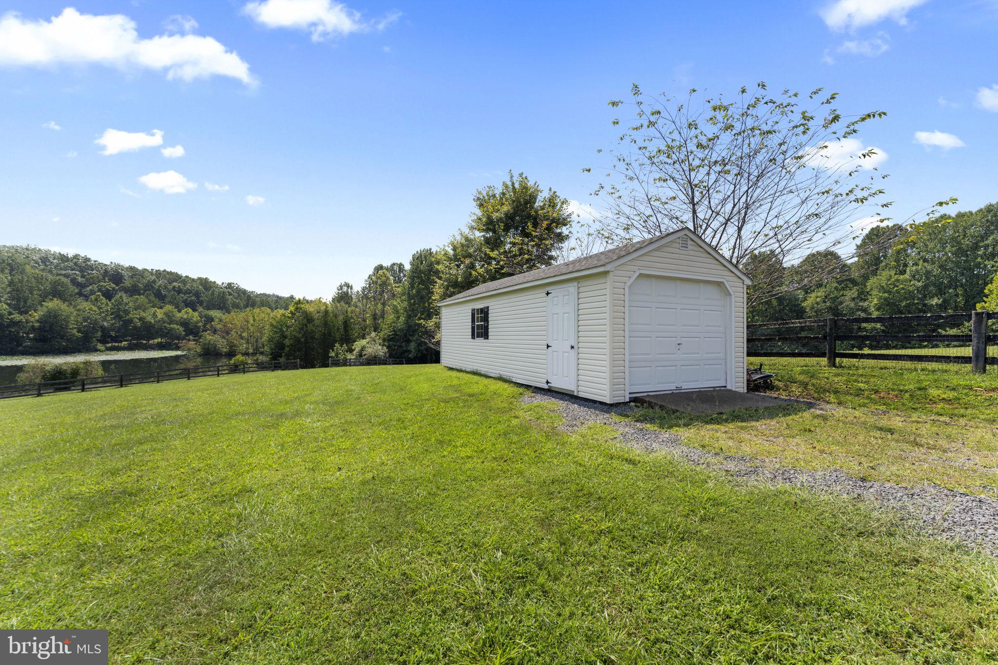 RIXEYVILLE LAKES - Residential