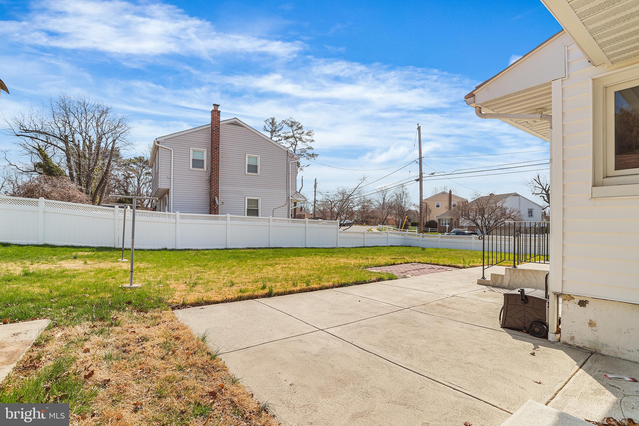 BROOKHAVEN - Residential