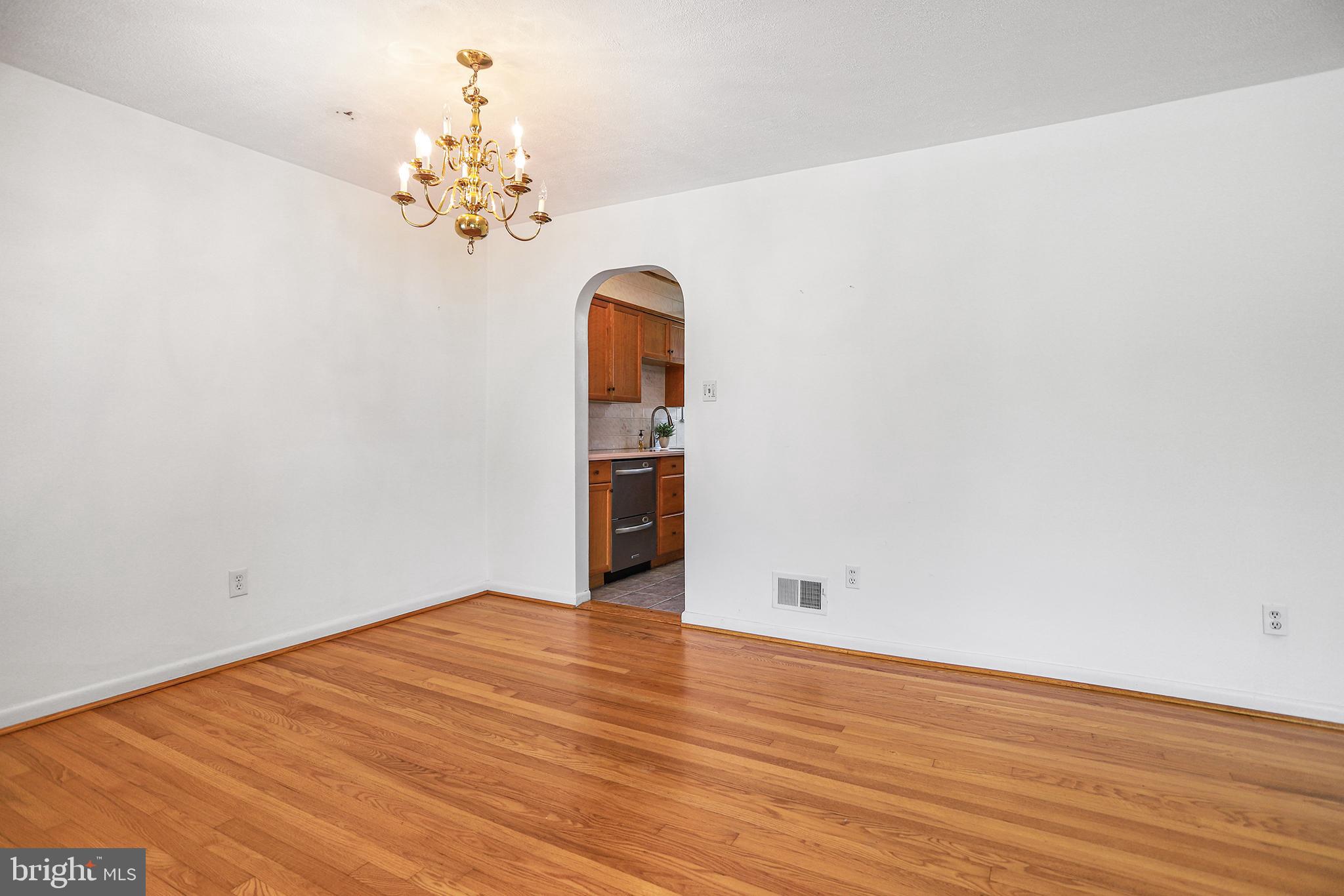 BROOKHAVEN - Residential