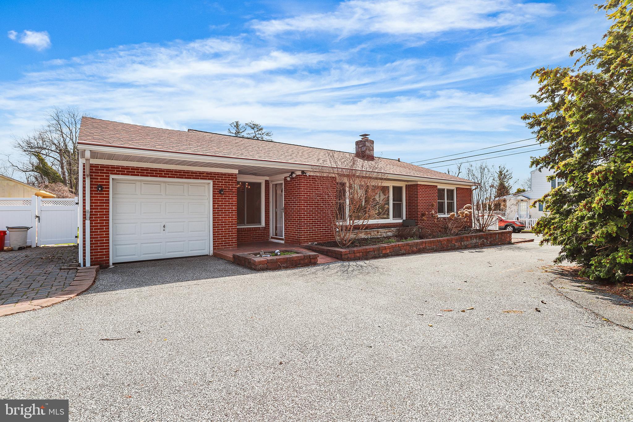 BROOKHAVEN - Residential