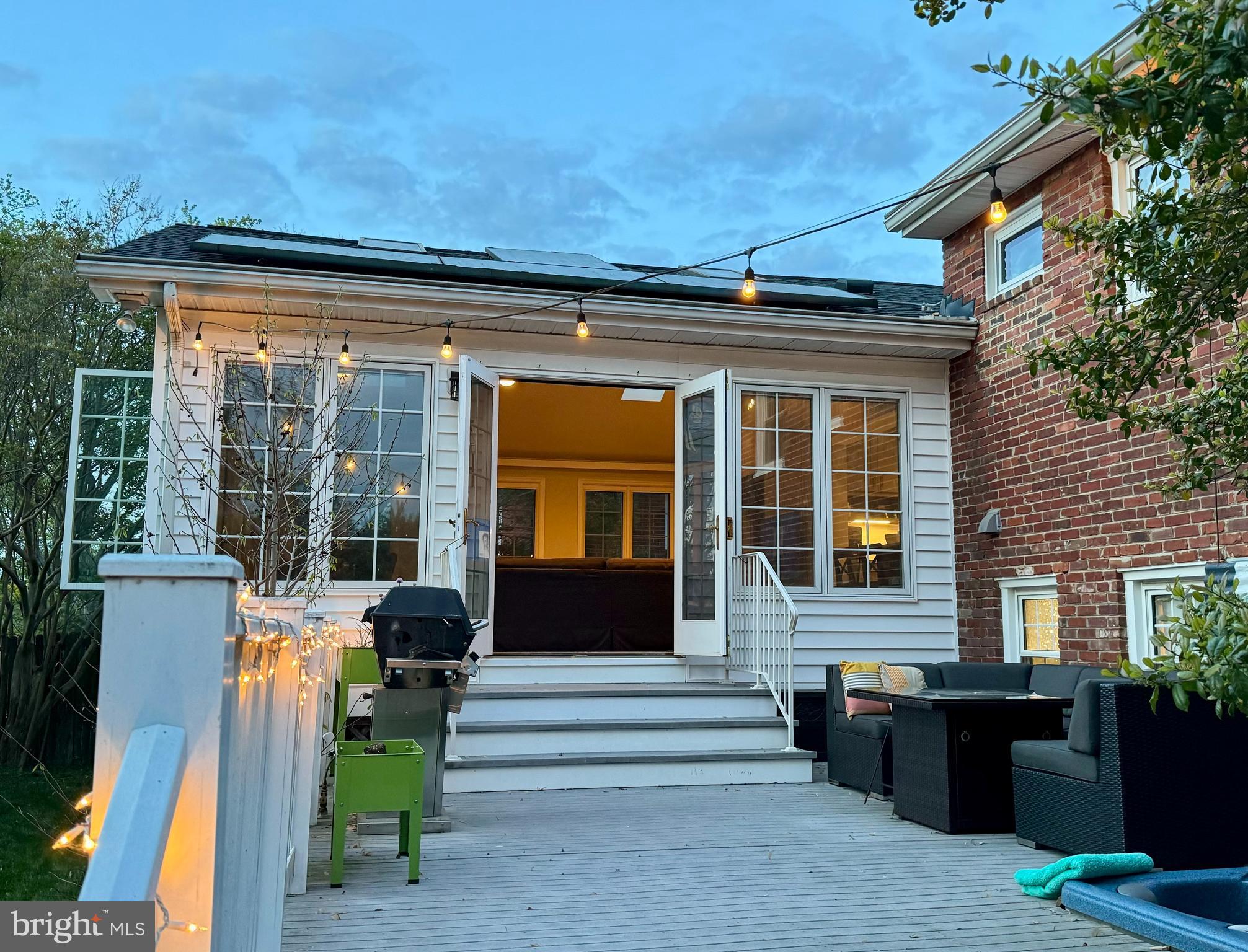 VARSITY PARK - Residential