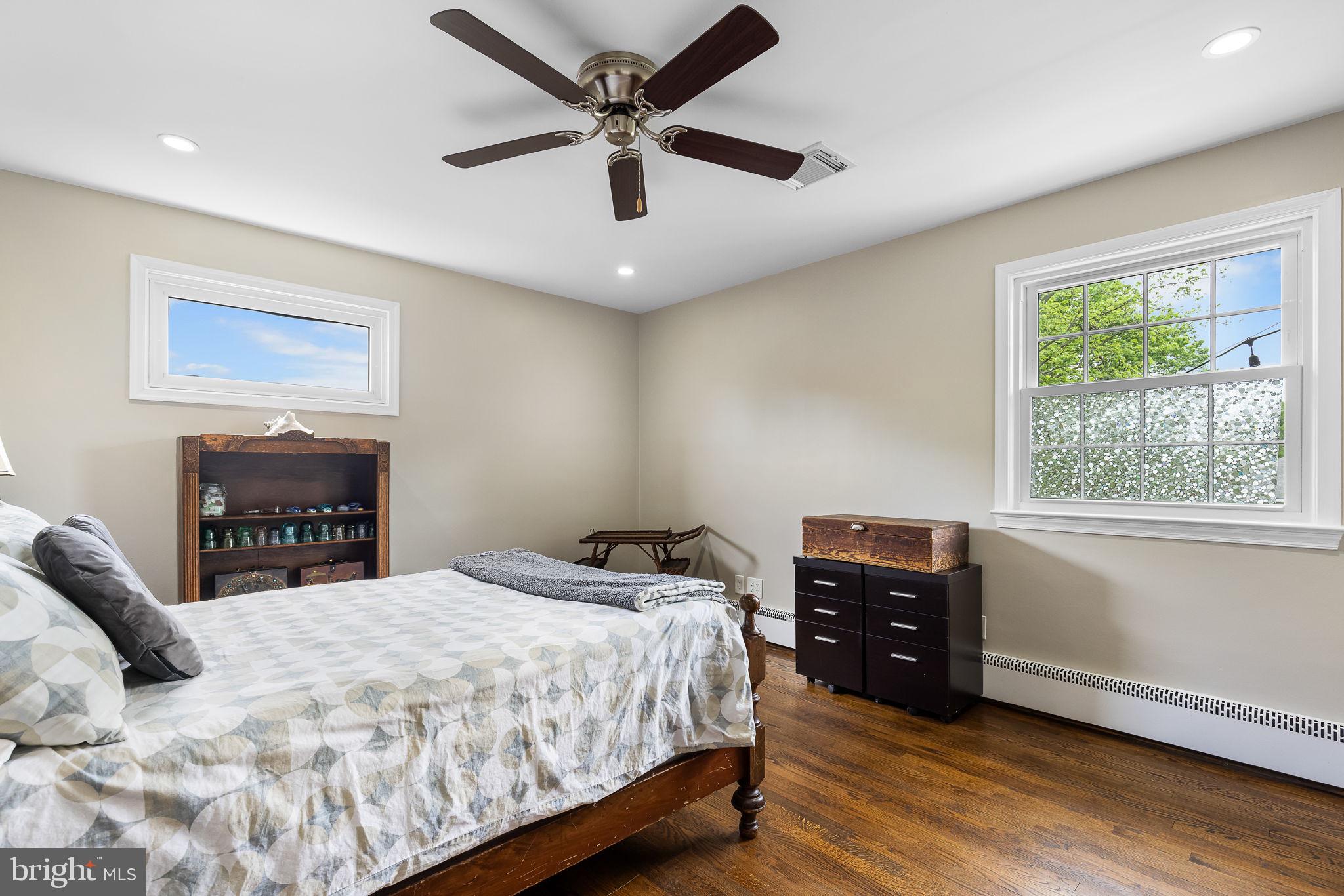 VARSITY PARK - Residential