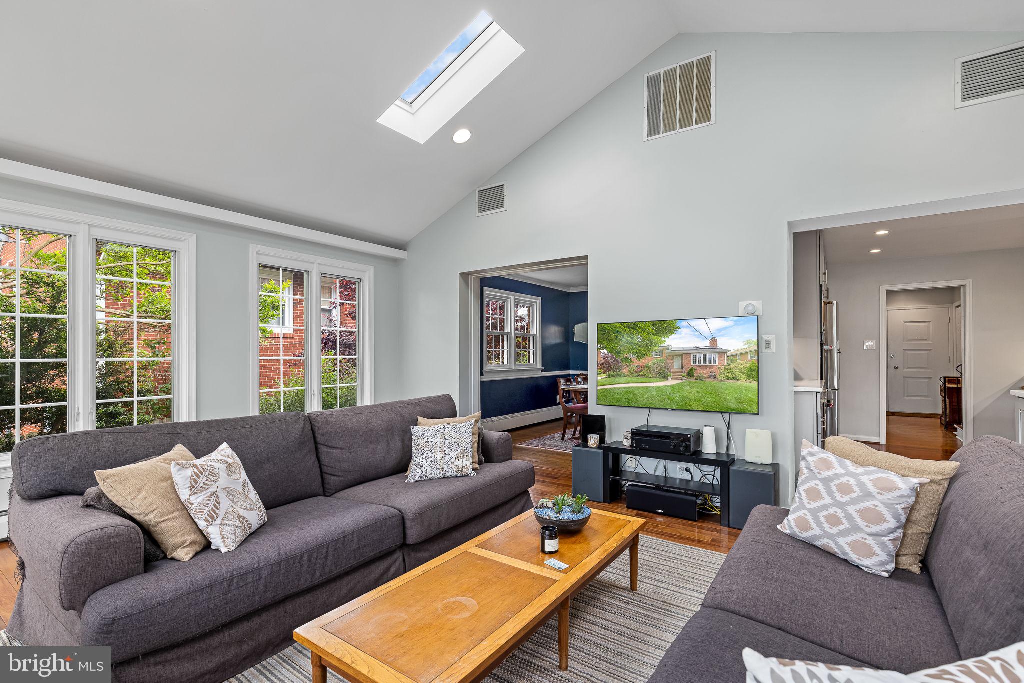 VARSITY PARK - Residential