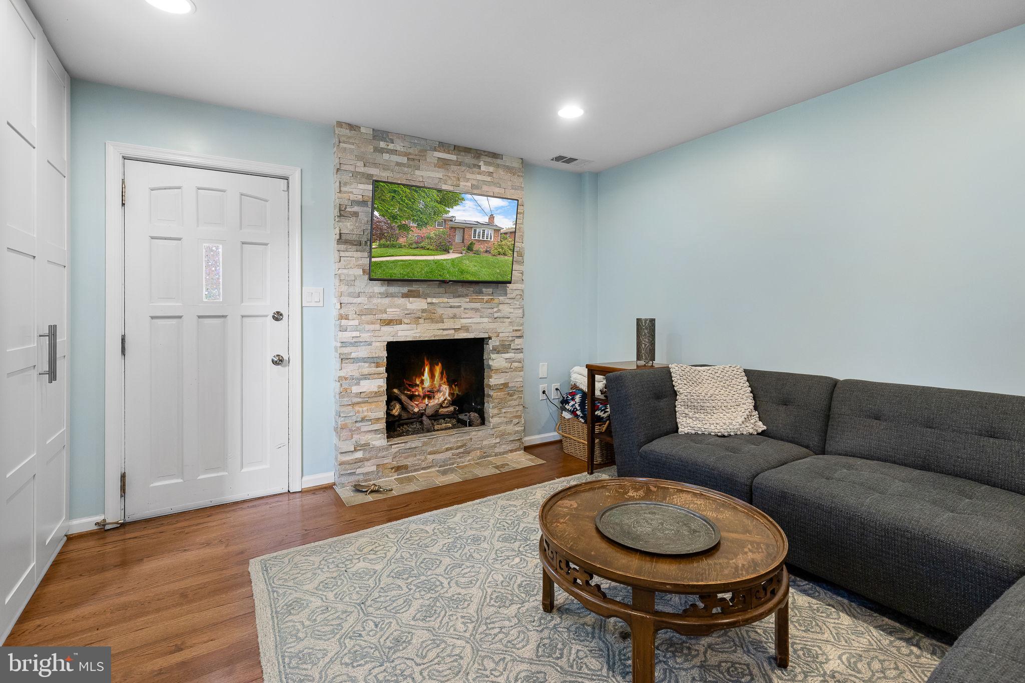 VARSITY PARK - Residential