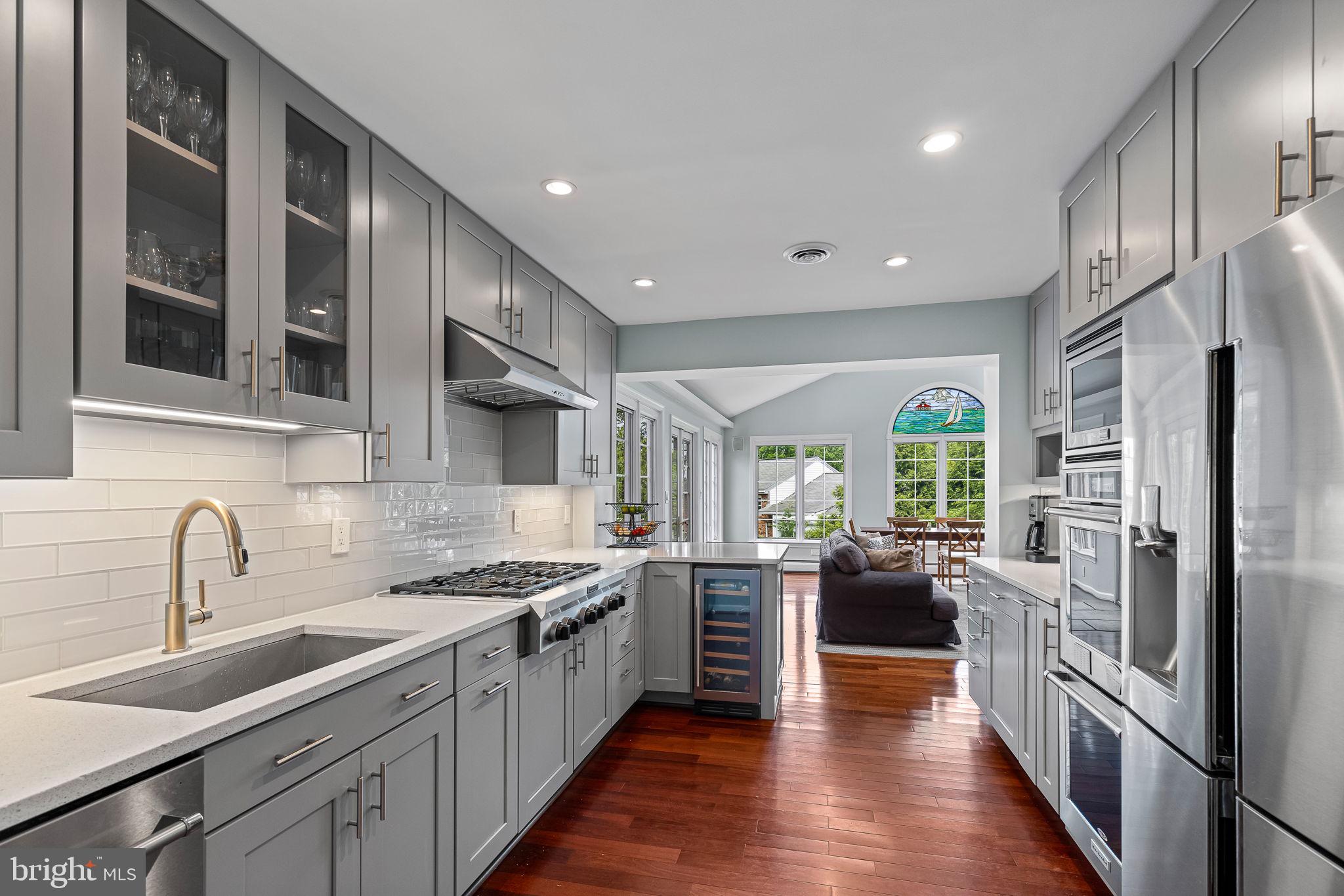 VARSITY PARK - Residential