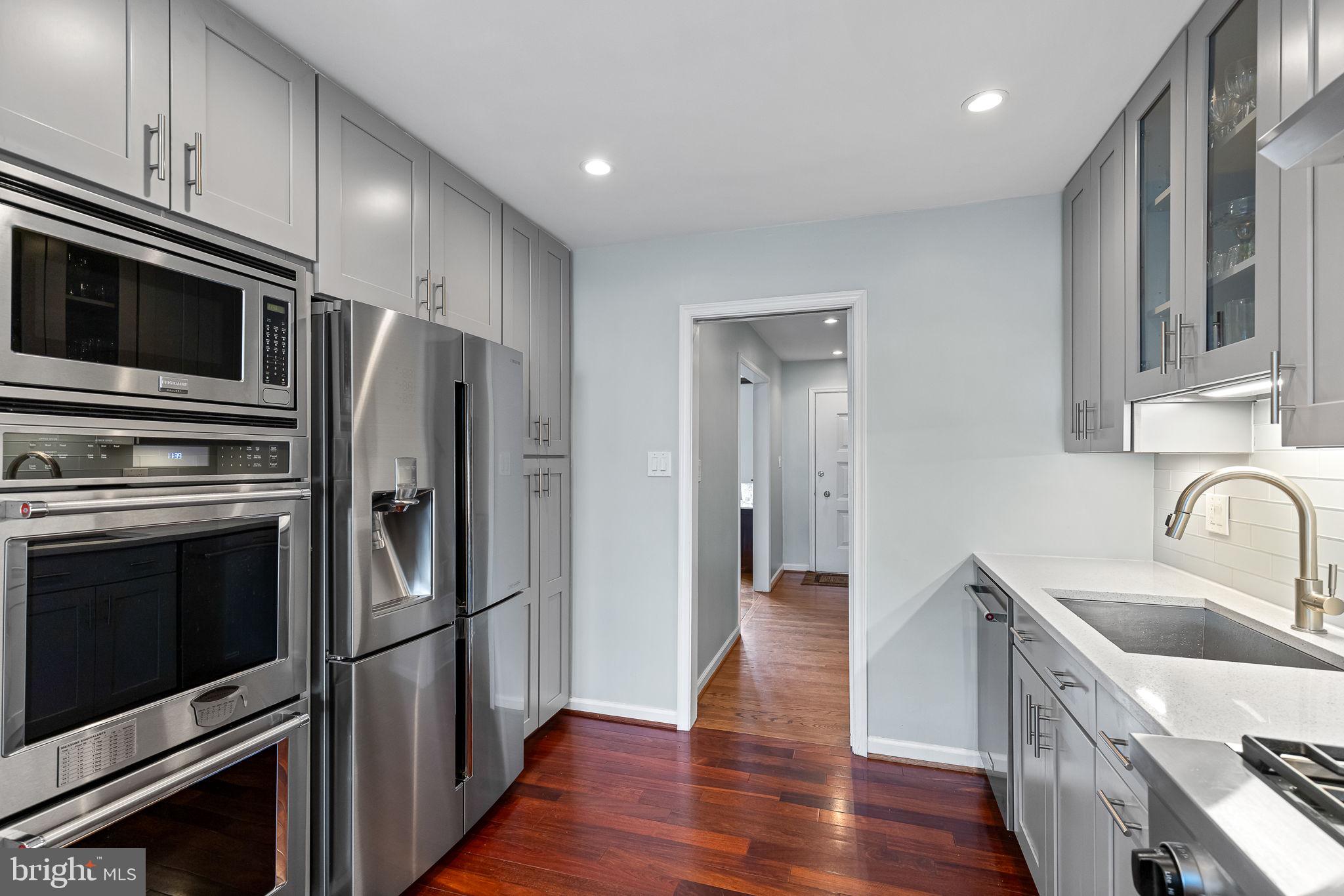 VARSITY PARK - Residential