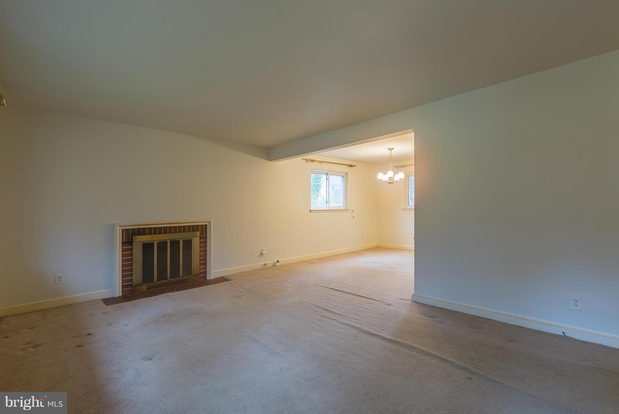 BROYHILL CREST - Residential