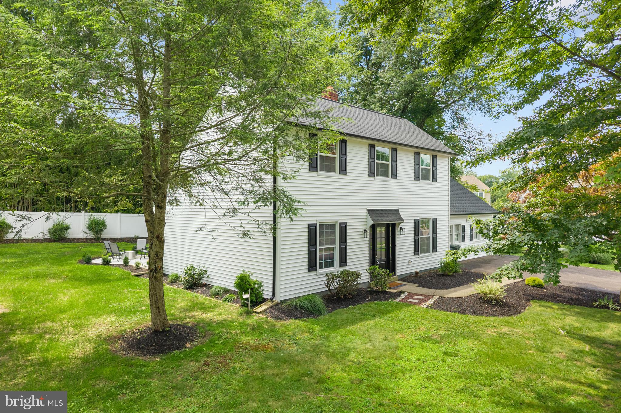 The one you’ve been waiting for! Welcome to 480 Yale Drive – a truly stunning, fully renovated home in the highly desirable Hidden Meadows neighborhood of Southampton. Every inch of this home has been thoughtfully reimagined with exceptional attention to detail and high-quality finishes throughout. From the moment you arrive, you’ll appreciate the care and craftsmanship that went into this transformation.
The main level offers an inviting layout featuring a bright and spacious living room, an elegant dining area, and a showstopping kitchen complete with a skylight, modern cabinetry, and sleek countertops. Just off the kitchen, you'll find a stylish half bath and a convenient laundry area. The crown jewel of the main level is the luxurious primary suite—featuring a custom accent wall, a spa-like en suite bathroom, and an expansive walk-in closet that’s sure to impress. Upstairs, two generously sized bedrooms share a beautifully updated full bathroom, perfect for family or guests. Step outside to your private backyard oasis, where professionally designed landscaping and a charming patio create the perfect setting for outdoor dining, relaxation, and entertaining. Additional upgrades include a brand-new roof, siding, windows, and more—offering peace of mind for years to come. Nestled in a quiet, tree-lined neighborhood in the heart of Southampton, this home truly has it all. Homes like this don't come along often—schedule your private showing today before it’s gone!