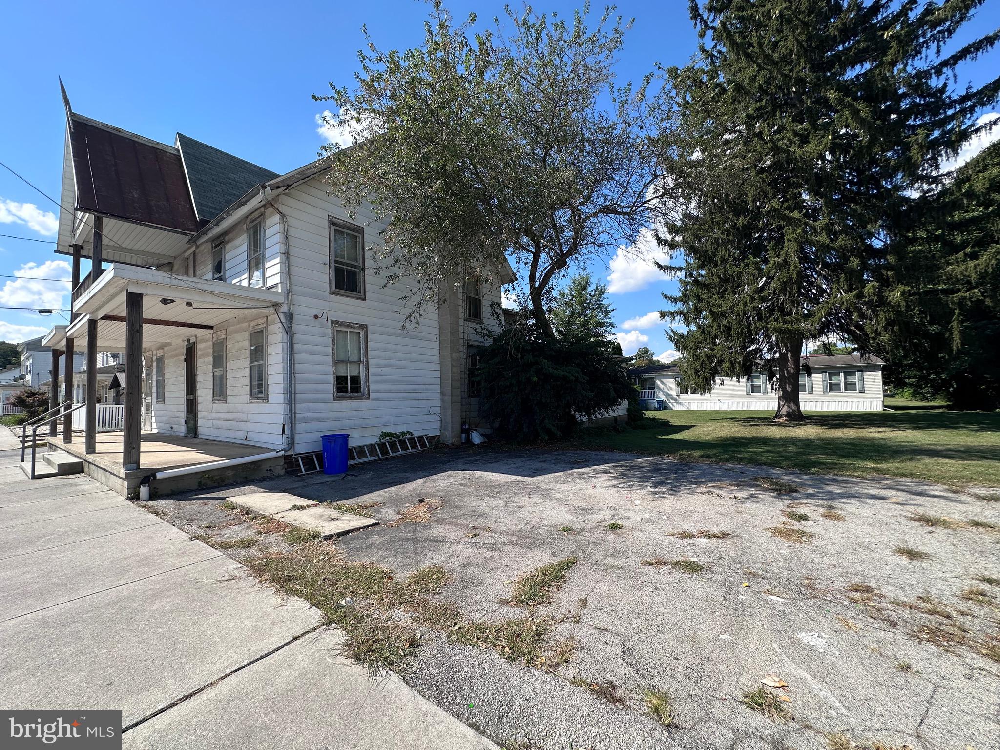 ETTERS - Commercial Sale