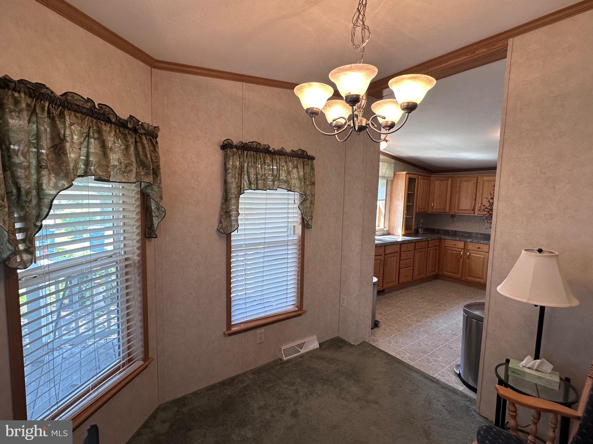 ETTERS - Commercial Sale