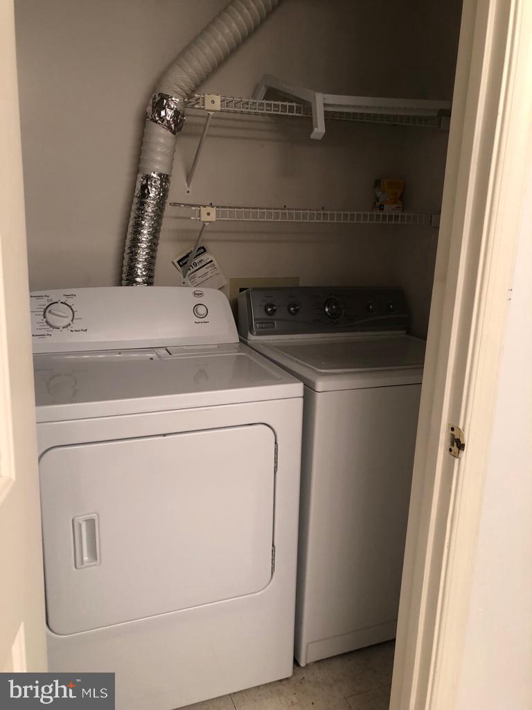 HEIGHTS AT PENDERBROOK - Residential Lease