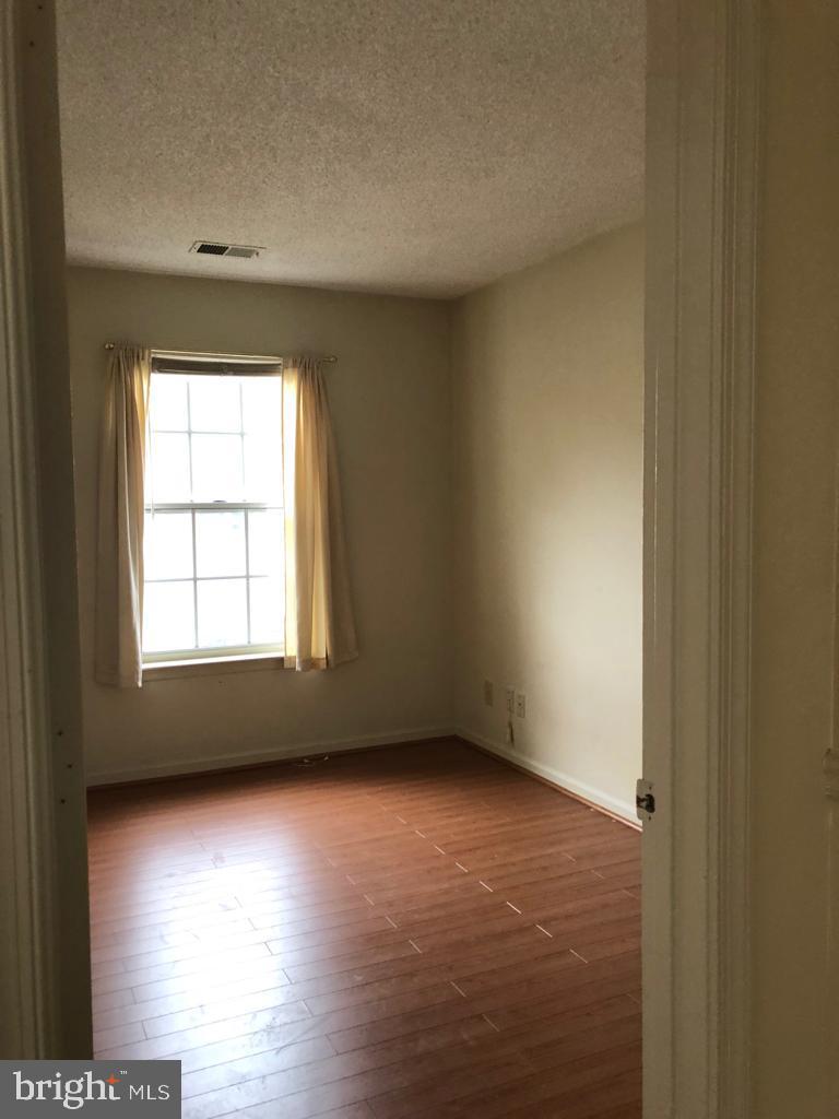 HEIGHTS AT PENDERBROOK - Residential Lease