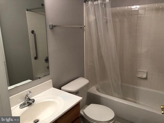 POTOMAC RIDGE - Residential Lease