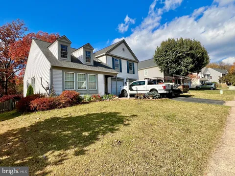 10244 Winged Elm Circle, Manassas, VA MLS: VAPW2107458