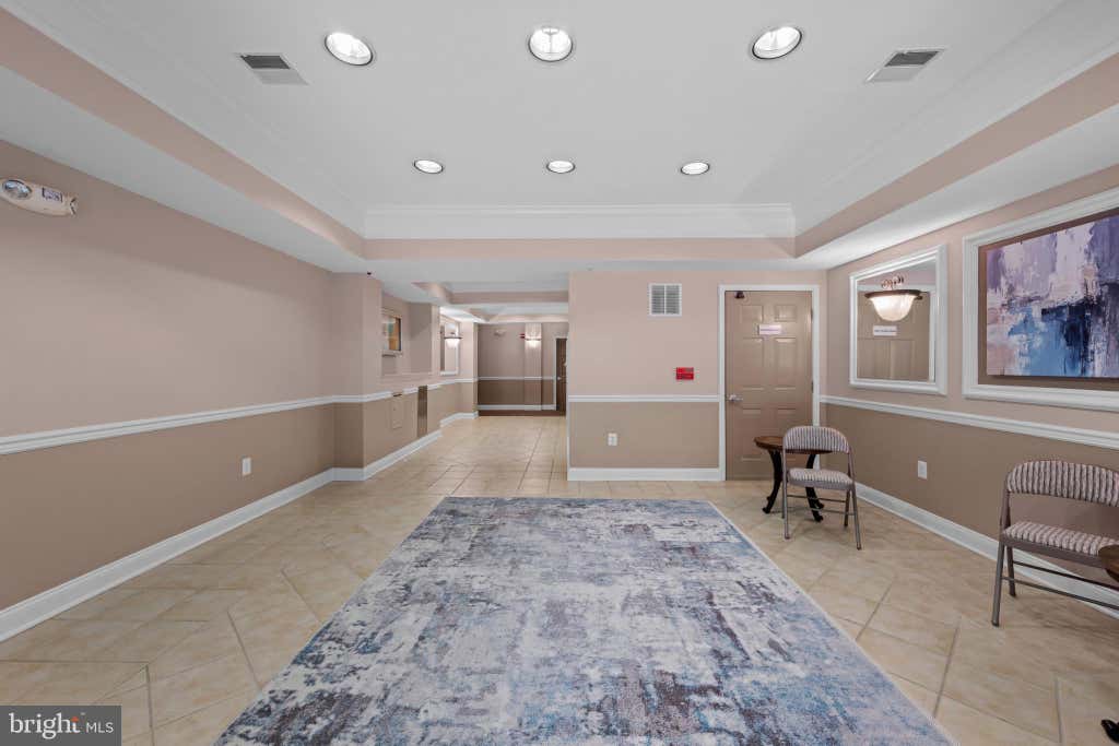 Photo of 5801 Clipper Lane #408, CLARKSVILLE, MD 21029 (MLS # MDHW2073278)