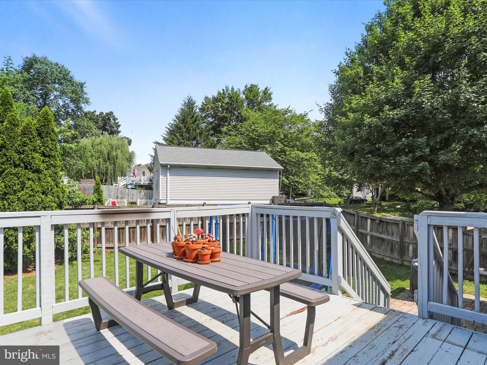 AMBER MEADOWS - Residential