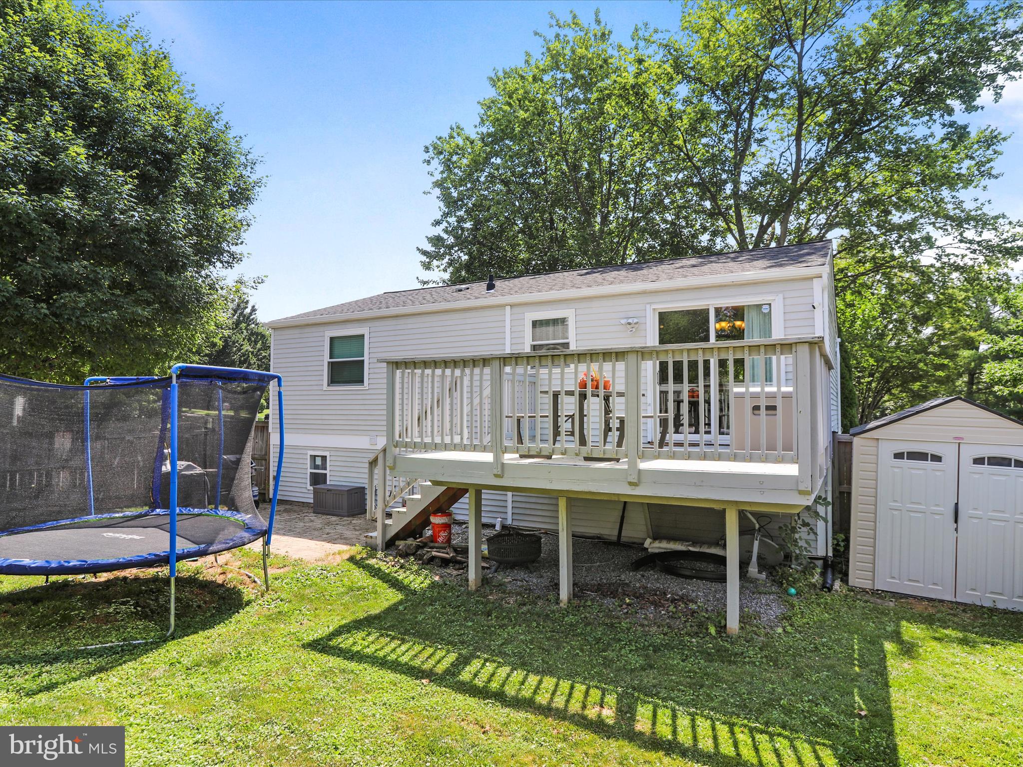 AMBER MEADOWS - Residential