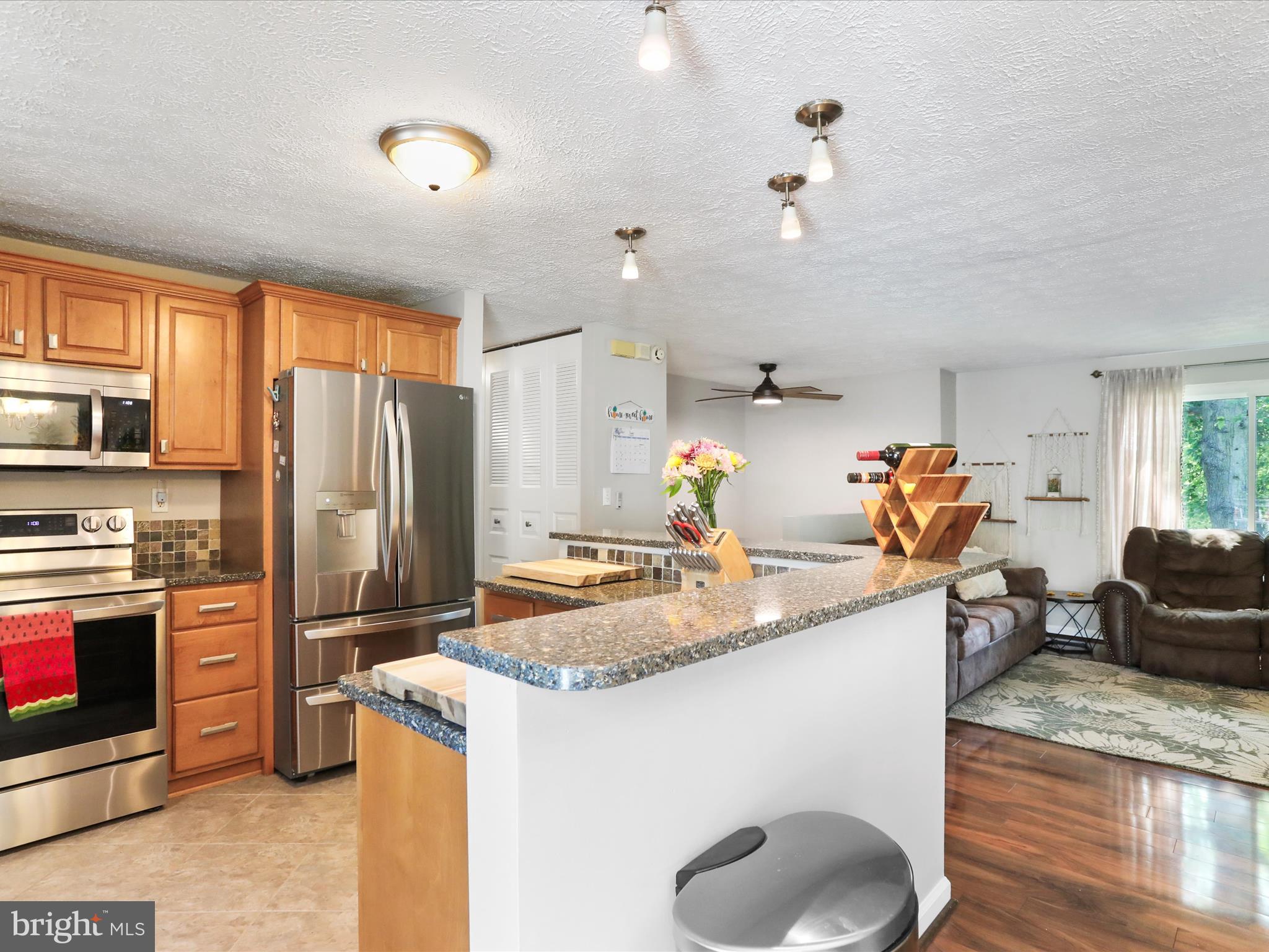 AMBER MEADOWS - Residential