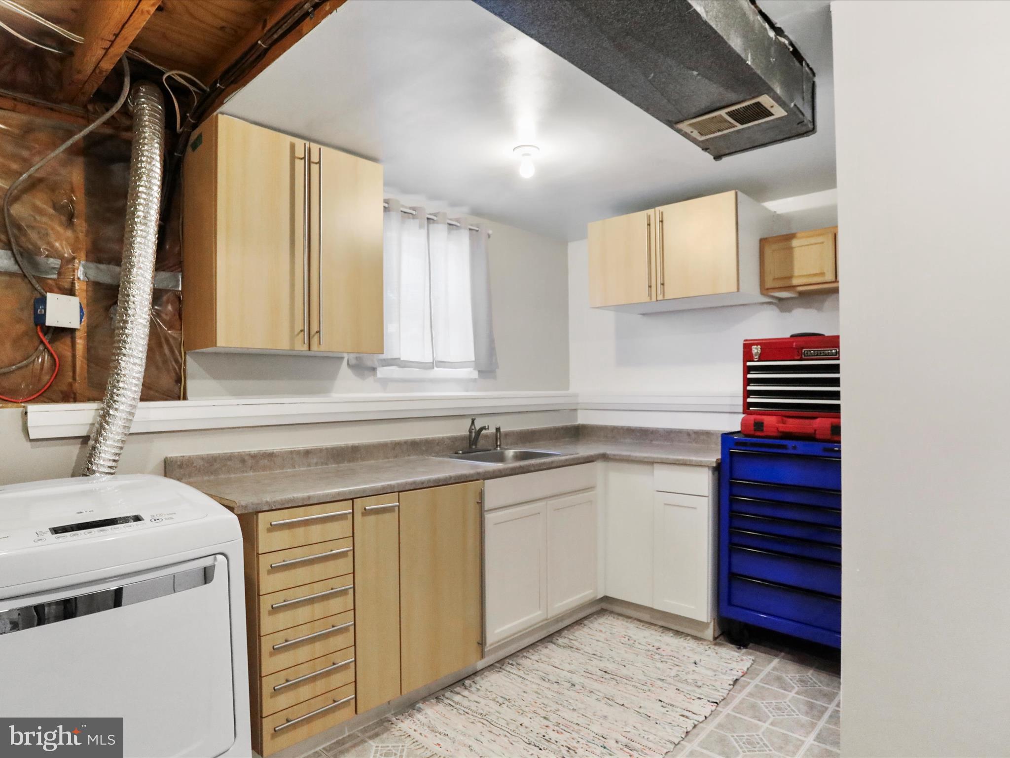 AMBER MEADOWS - Residential