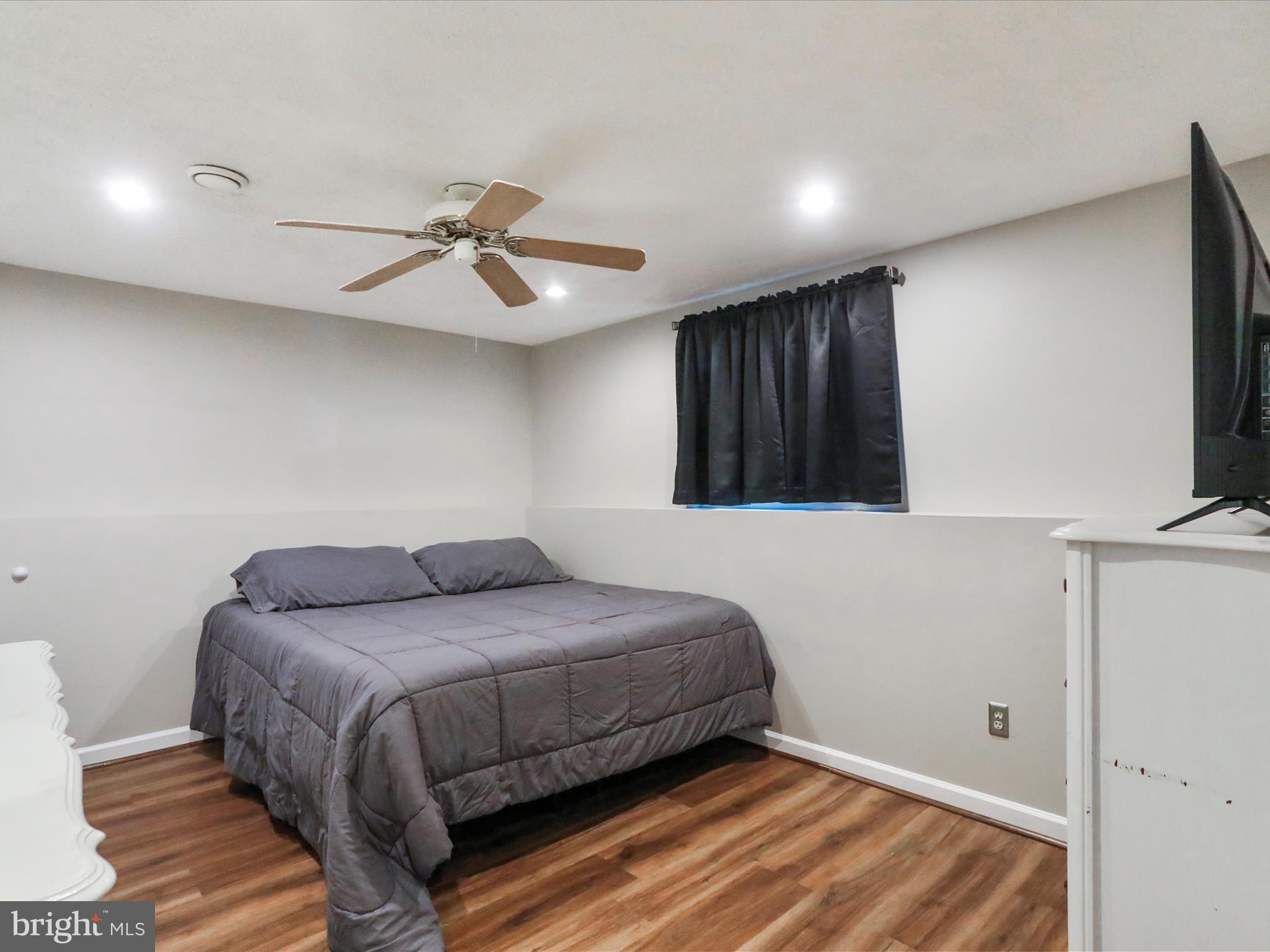 AMBER MEADOWS - Residential