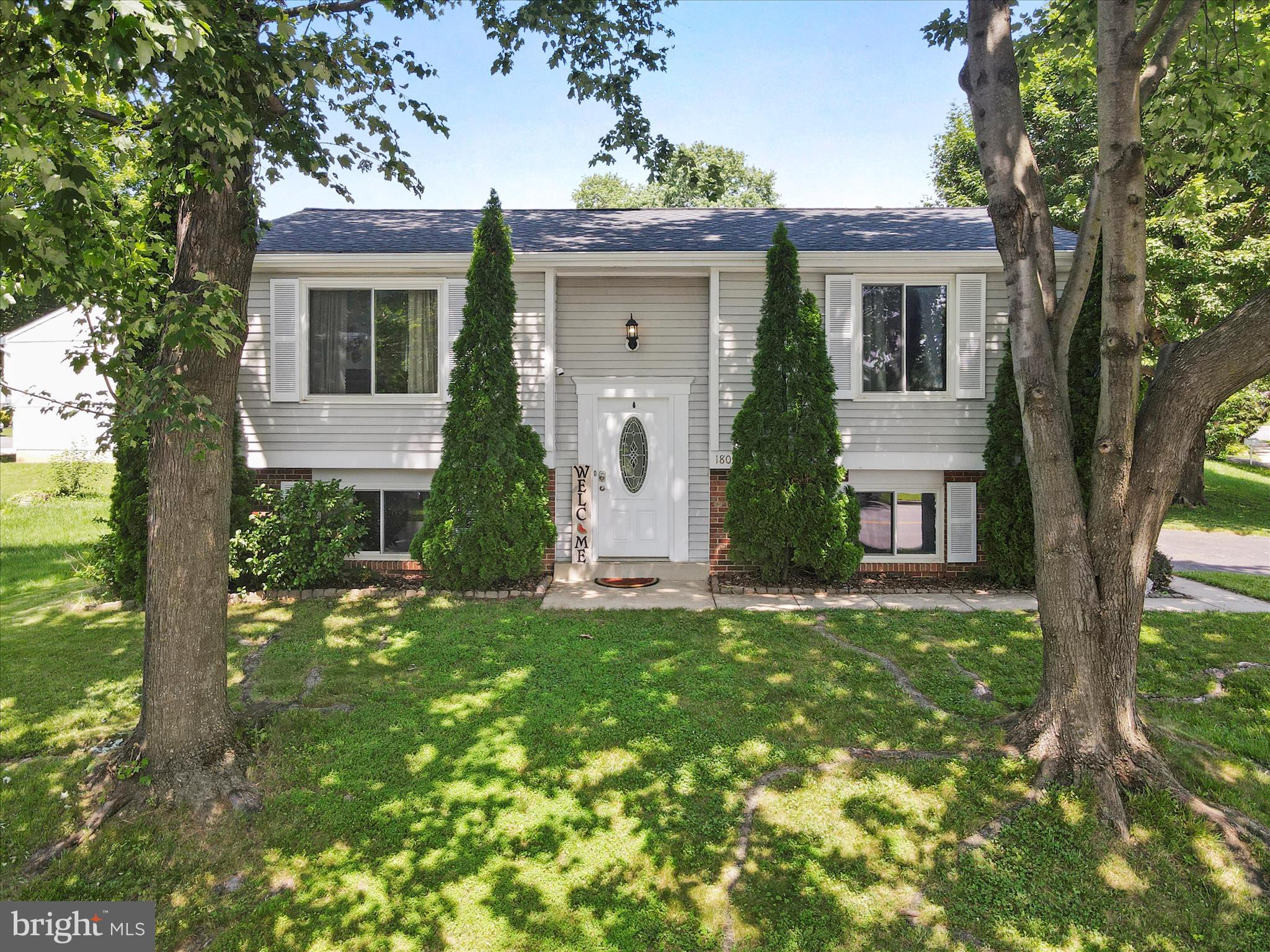 AMBER MEADOWS - Residential