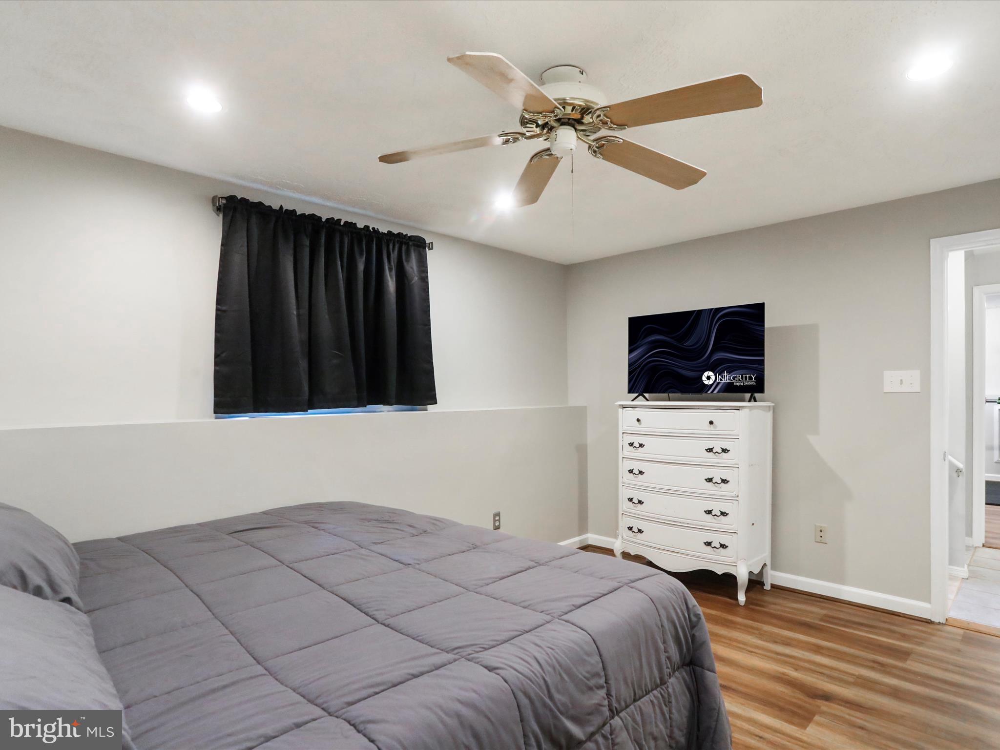 AMBER MEADOWS - Residential